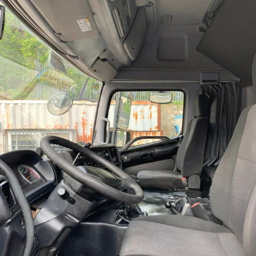 MAN 4×2 tractor truck