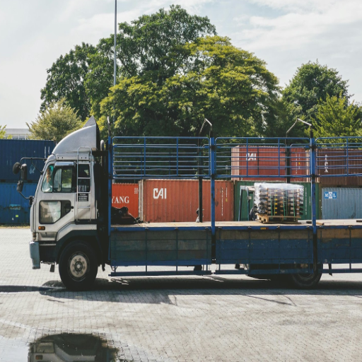 How to Find the Best Custom Semi Trucks for Sale
