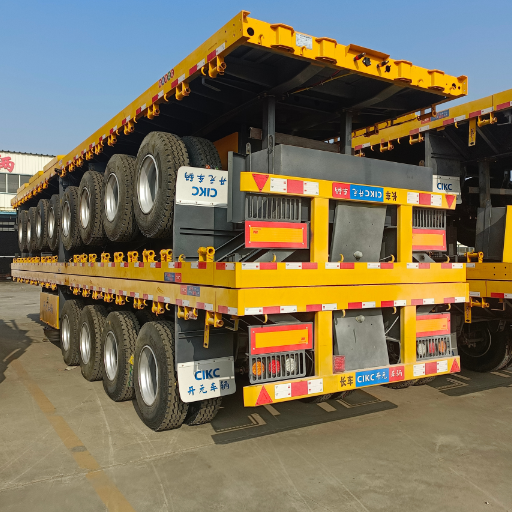 Low-bed semi trailer