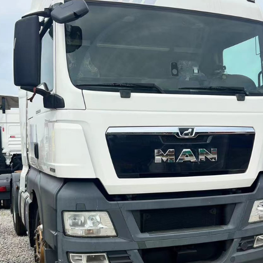MAN 4×2 tractor truck