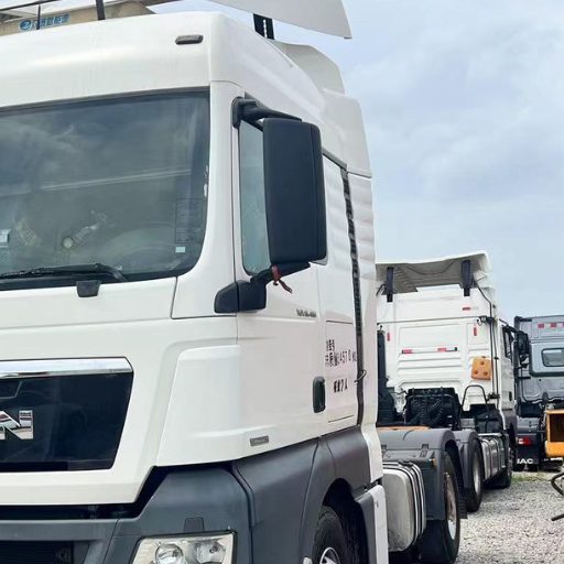 MAN 4×2 tractor truck
