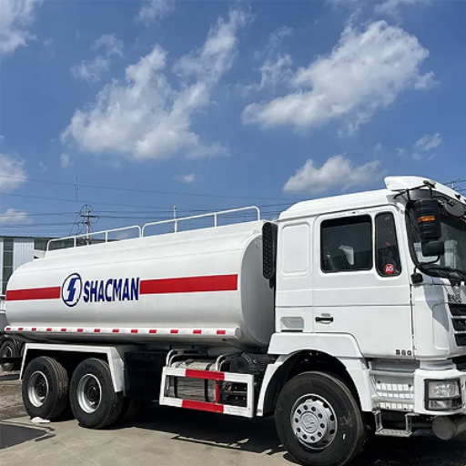 SHACMAN H3000 300 6×4 Fuel Tanker Truck (2)