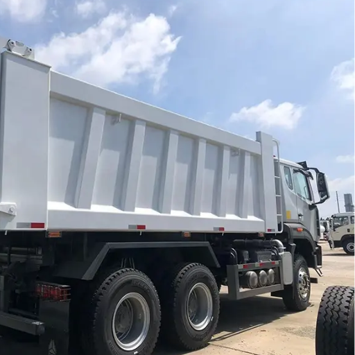 Sinotruk HOHAN 6×4 dump truck (3)