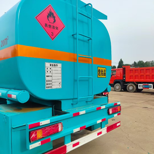 Sinotruk HOWO 340 6×4 Fuel Tanker Truck (1)