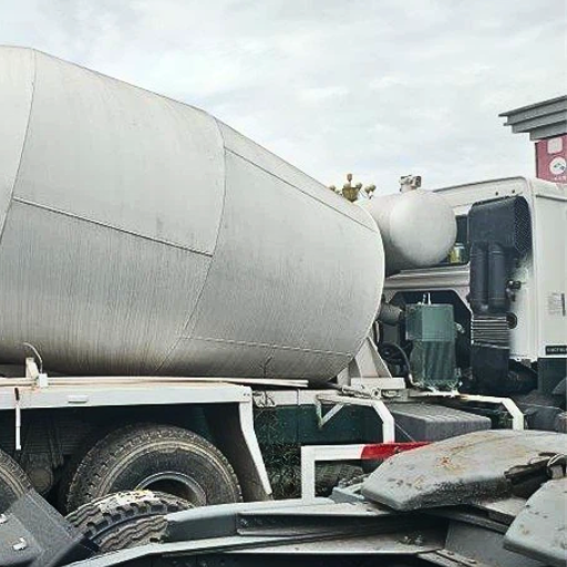 Sinotruk HOWO 371 6×4 Concrete Mixer Truck