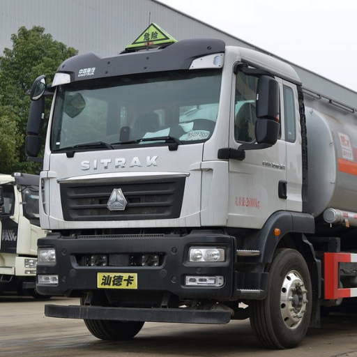Sinotruk SITRAK 6×4 Fuel Tanker Truck (1)