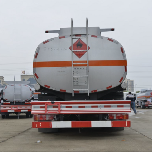 Sinotruk SITRAK 6×4 Fuel Tanker Truck (2)